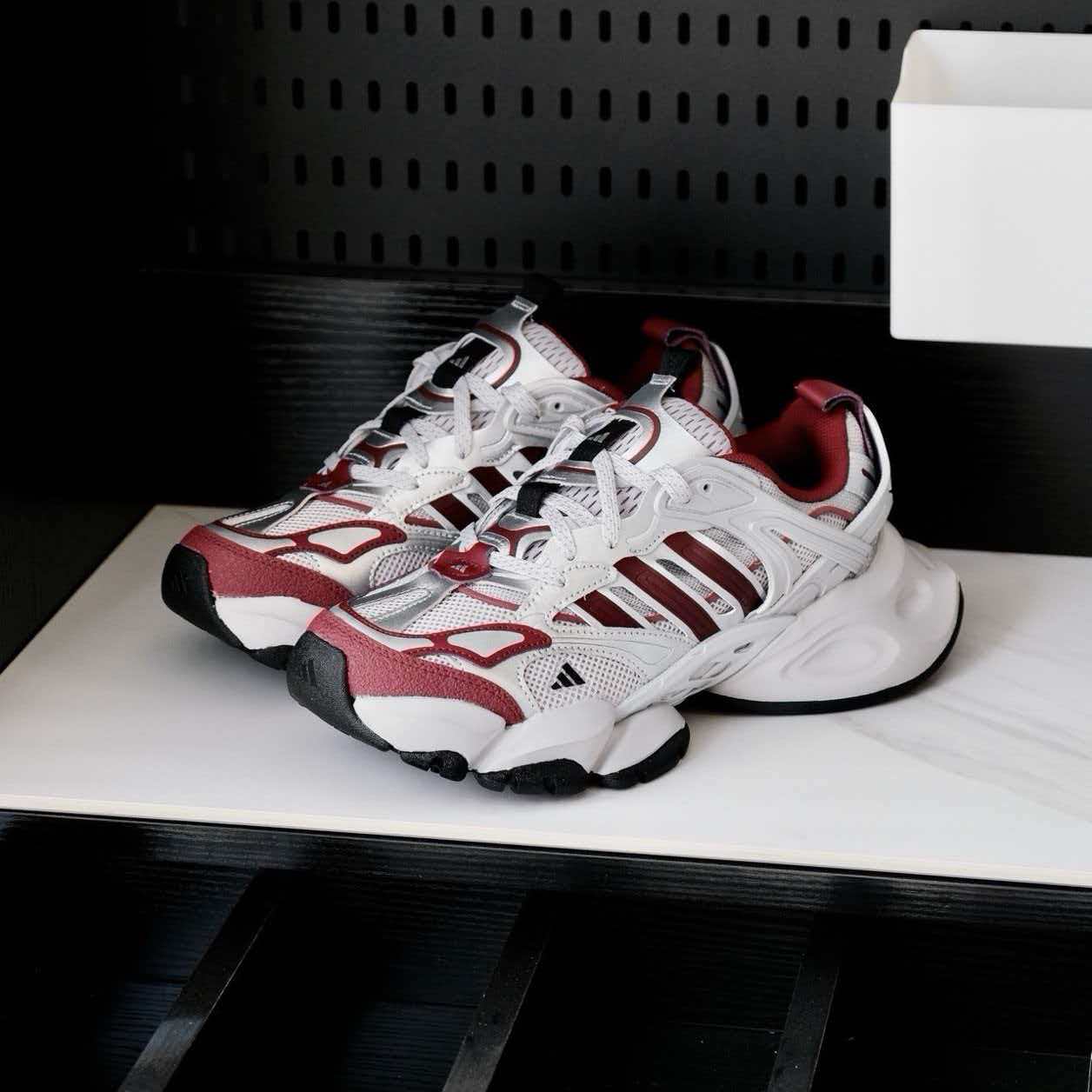 adidas XLG RUNNER DELUXE