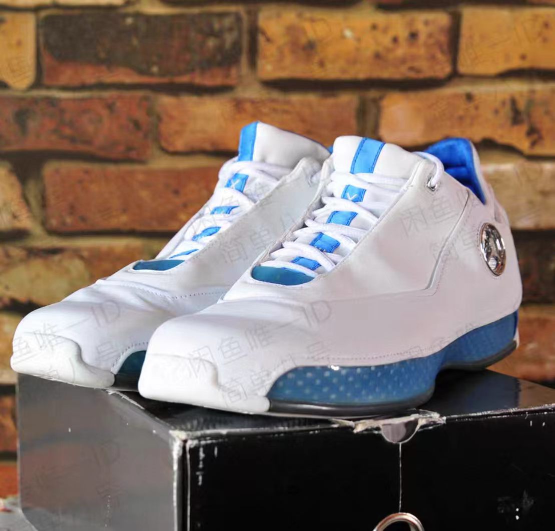 Air Jordan 18 Retro Low 