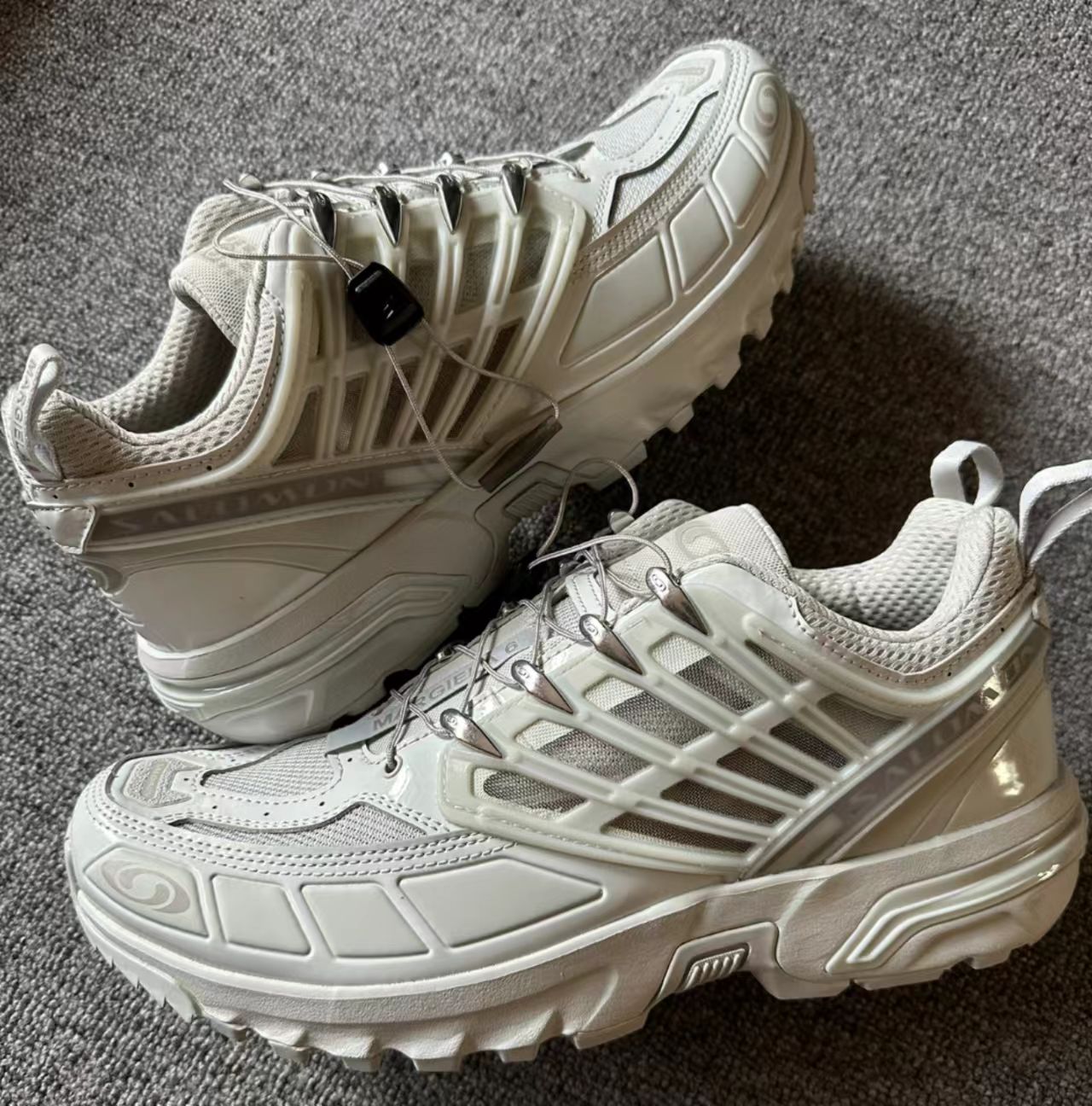 Salomon ACS Pro White Grey Hiking Shoes