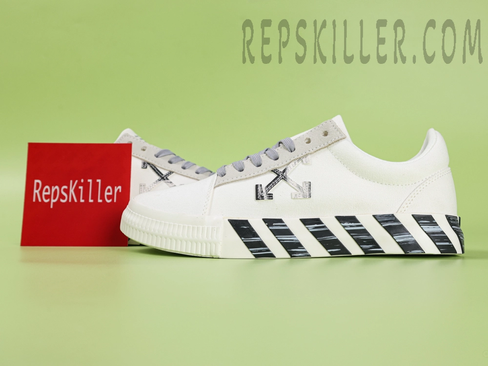 Off-White Women's Vulc Sneaker 'White Black'