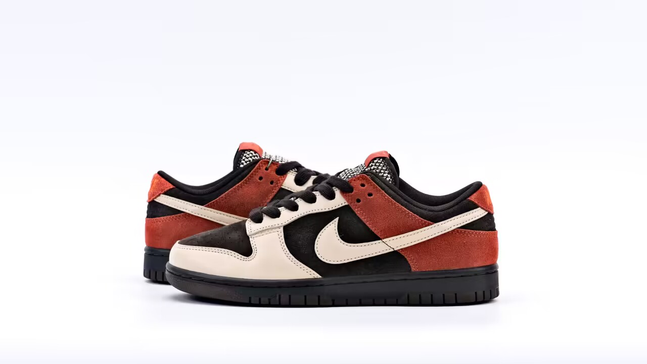 Dunk Low 'Red Panda'