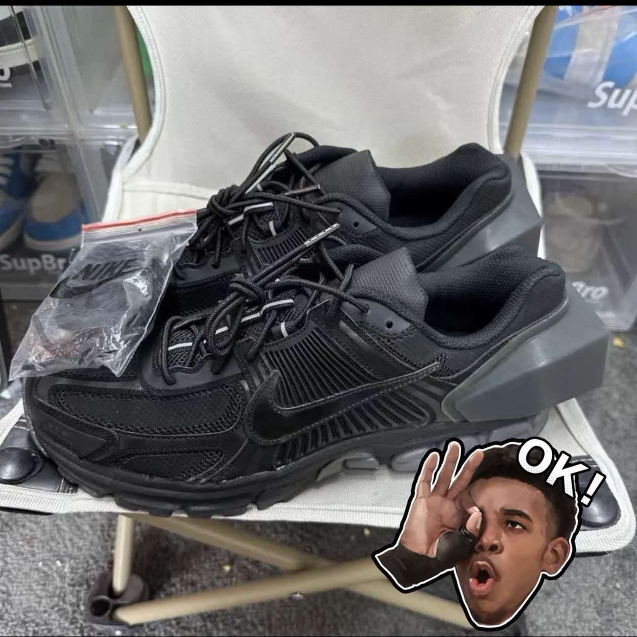 A-COLD-WALL* x  Nike Zoom Vomero 5 acw