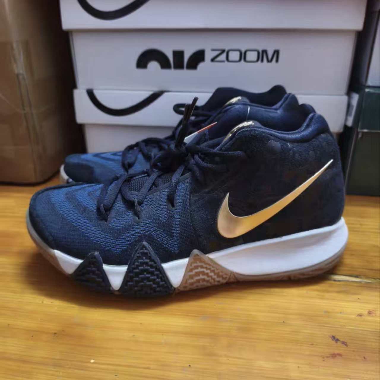 Nike Kyrie 4 