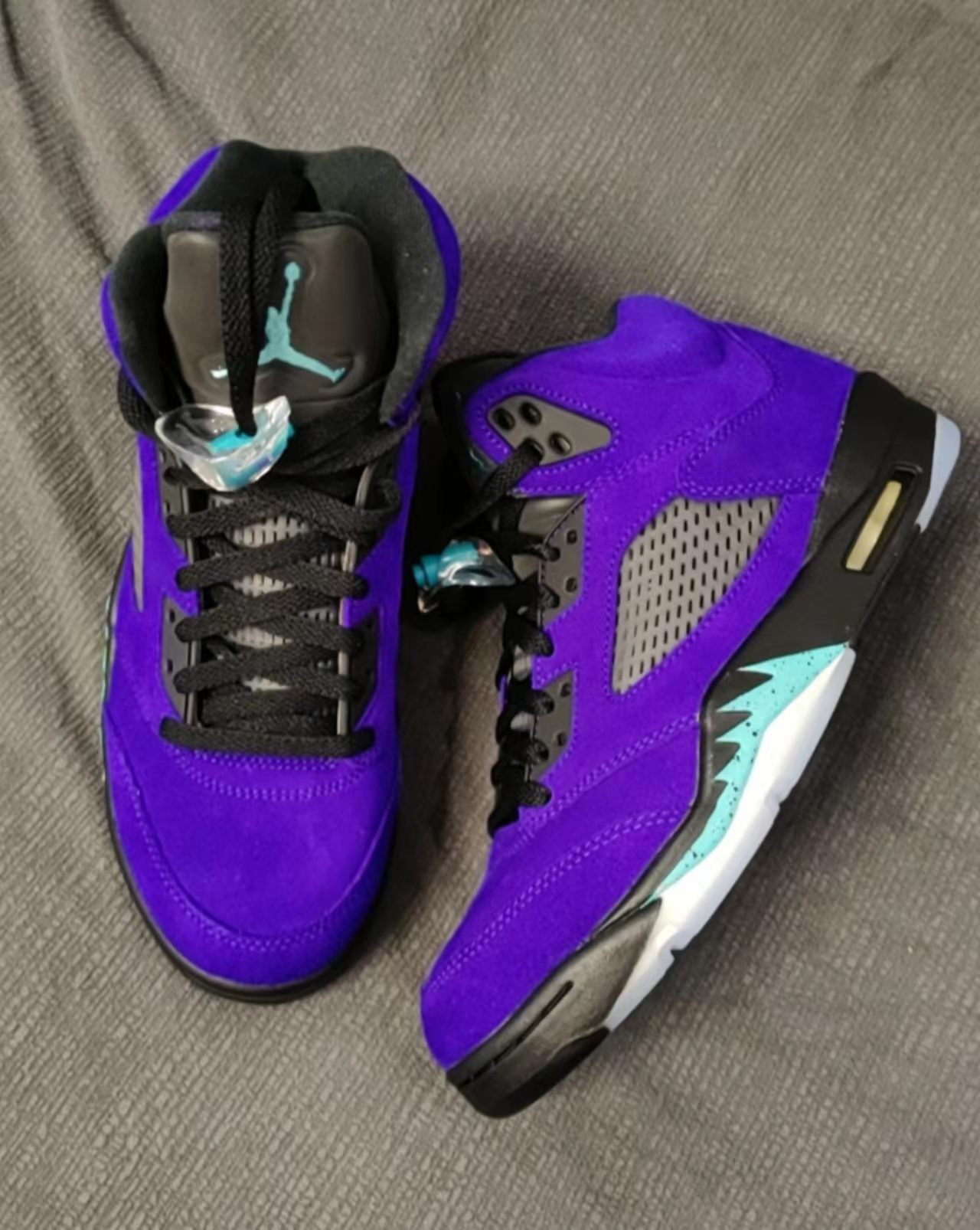Air Jordan 5 Retro "Alternate Grape"