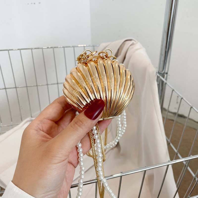 Shell Pearl Double Chain Bag