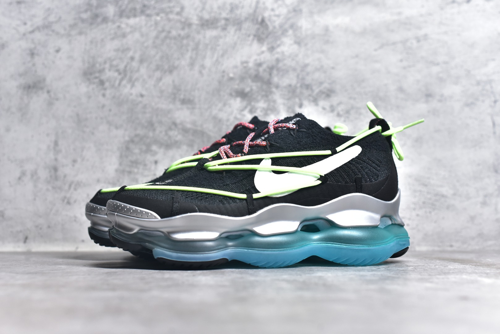KO AIR MAX SCORPION FLYKNIT FN8884-011