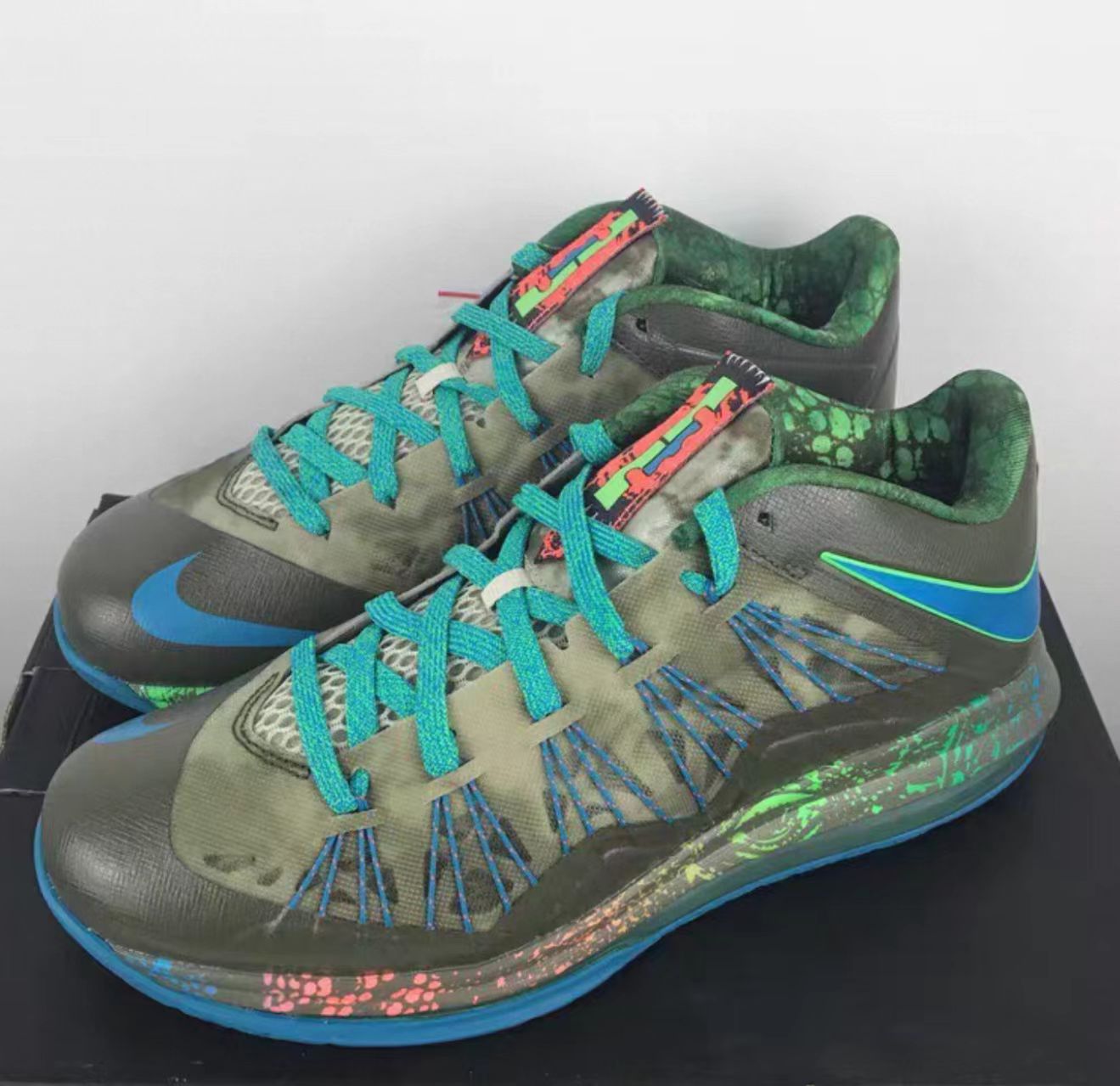 Nike LeBron X Low 