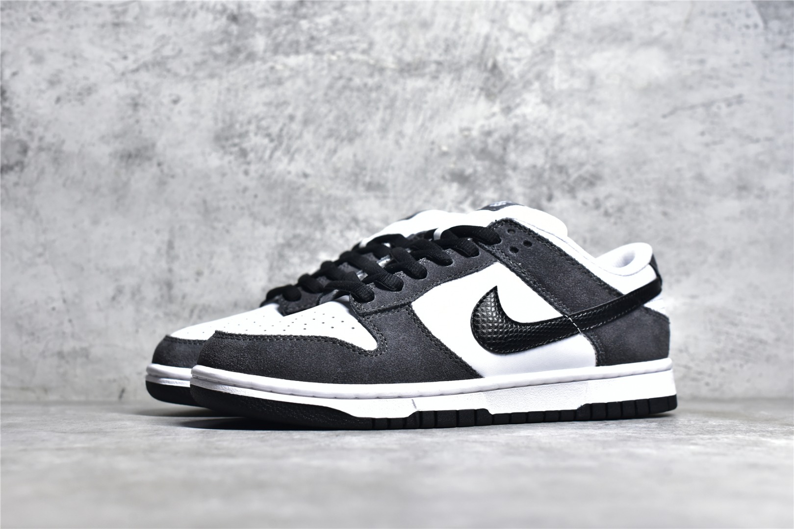 GS NIKE DUNK LOW 304292-506