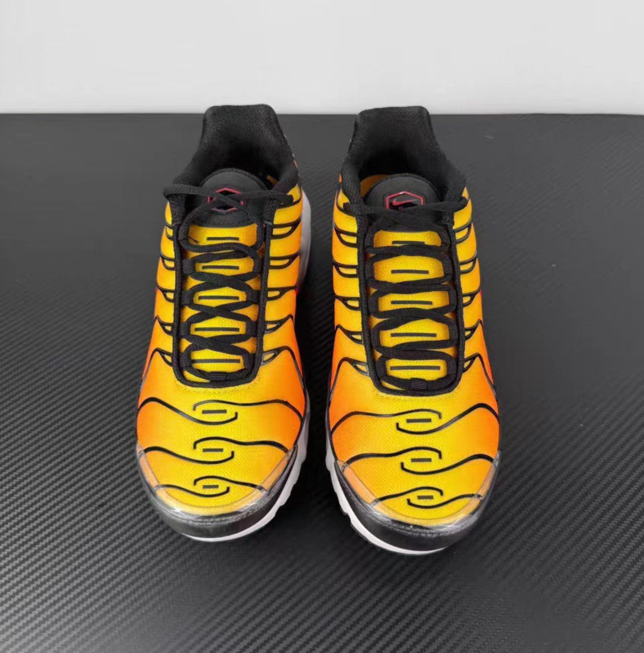 Nike Air Max Plus TN "Sunset"