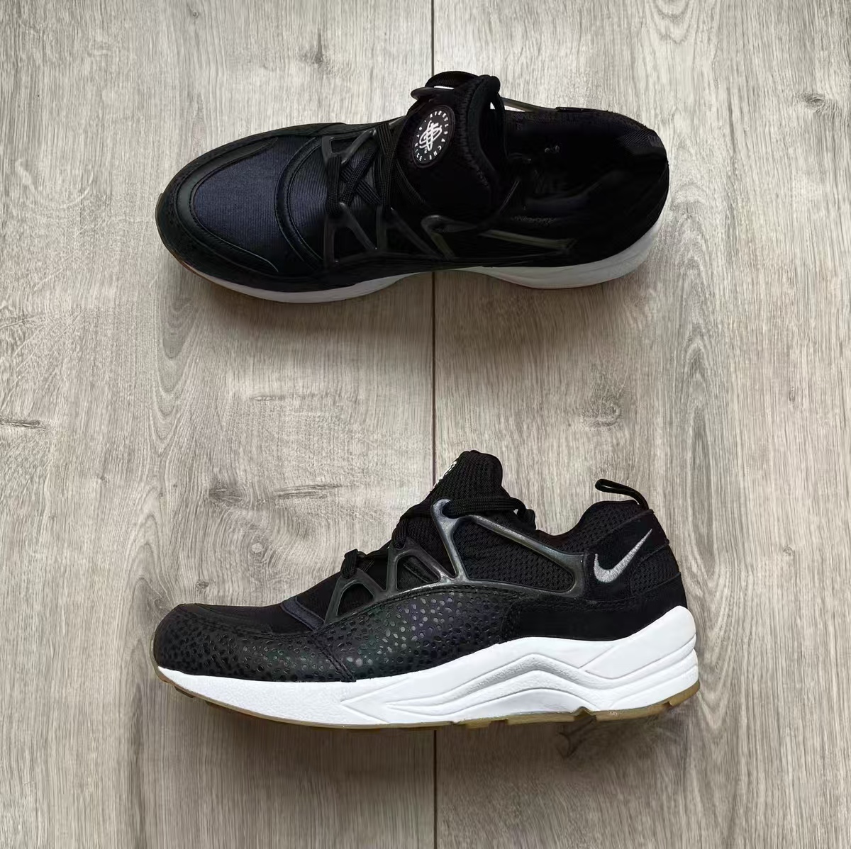 Nike Air Huarache Light
