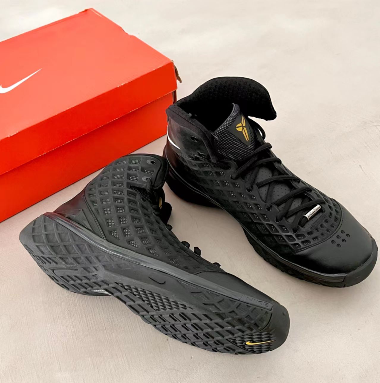 Nike Zoom Kobe 3 (ZK3) "Black Mamba" / "Orca"