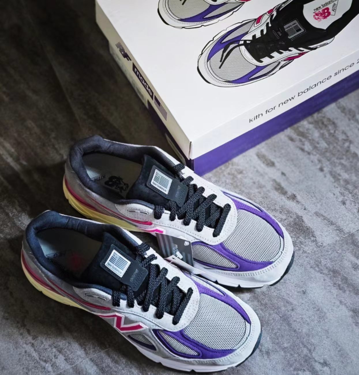 New Balance 990v4  Grey Purple Pink