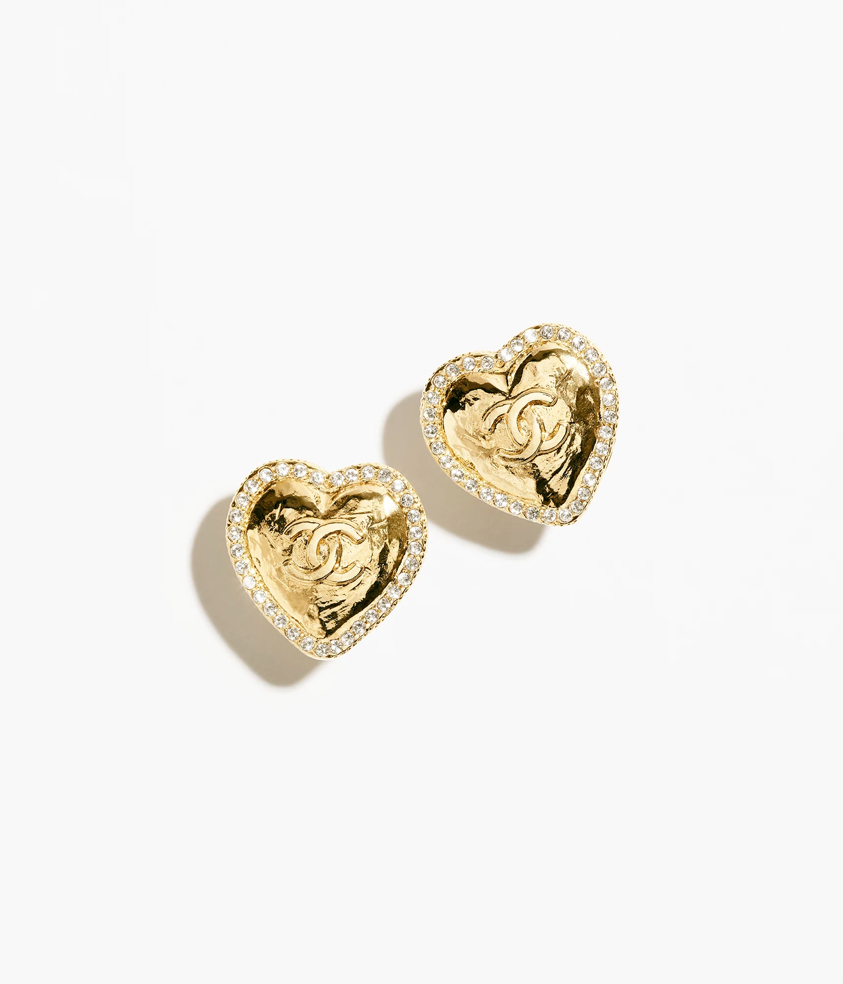 STUD EARRINGS