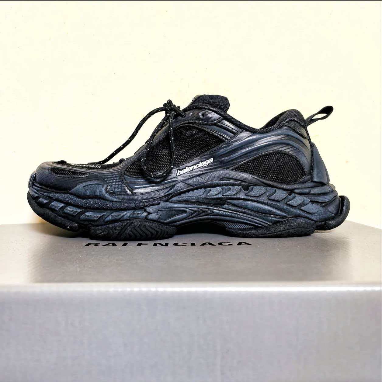 Balenciaga TripleS