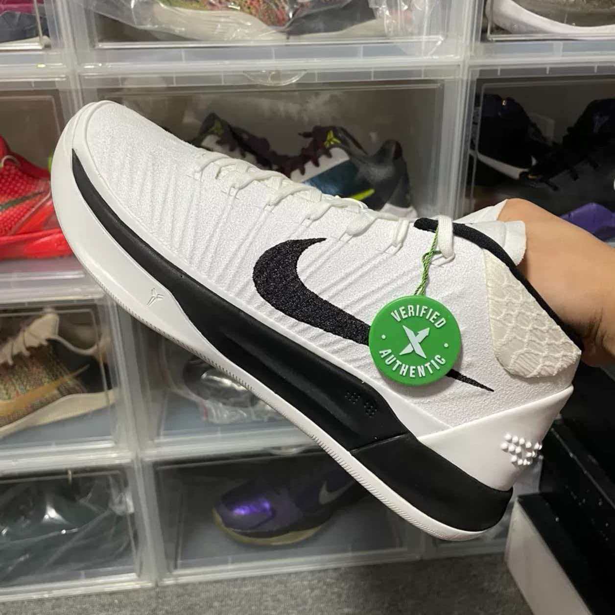 Nike Kobe A.D. Mid 