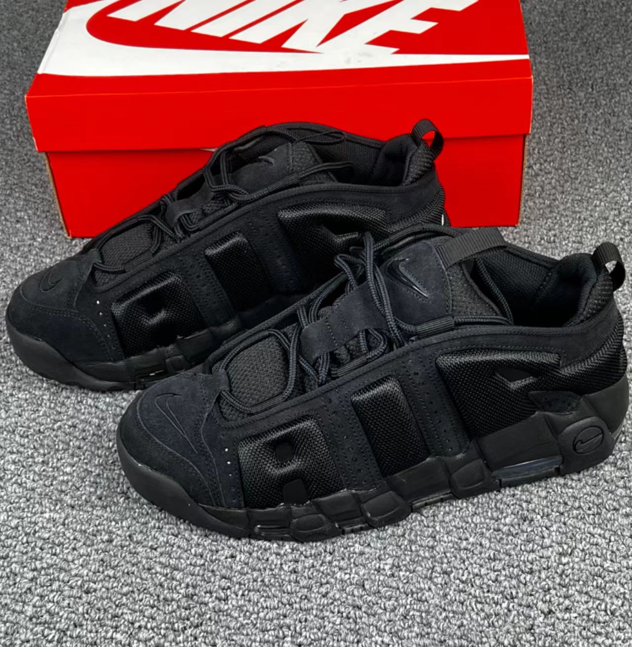 Nike Air More Uptempo Low Black