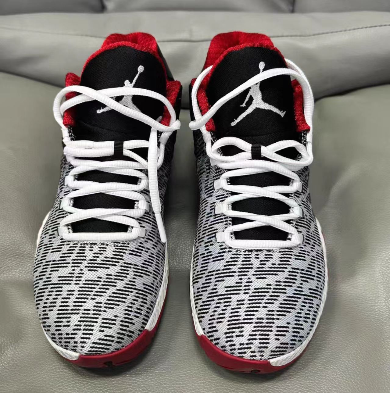 Air Jordan XX9 Low "Bred"