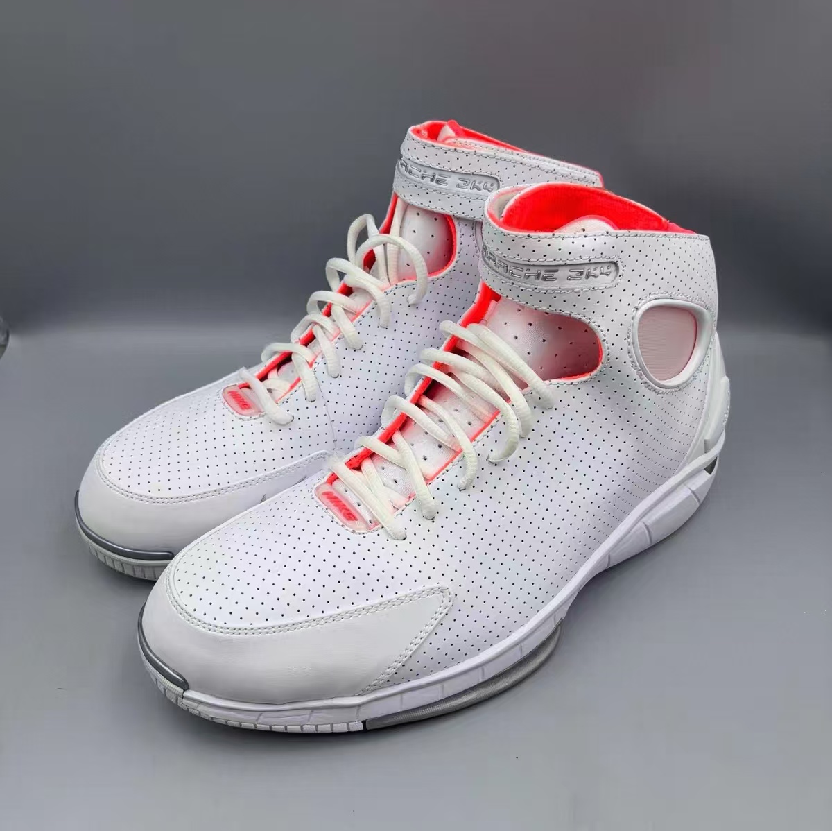 Nike Air Zoom Huarache 2K4 “Hot Punch