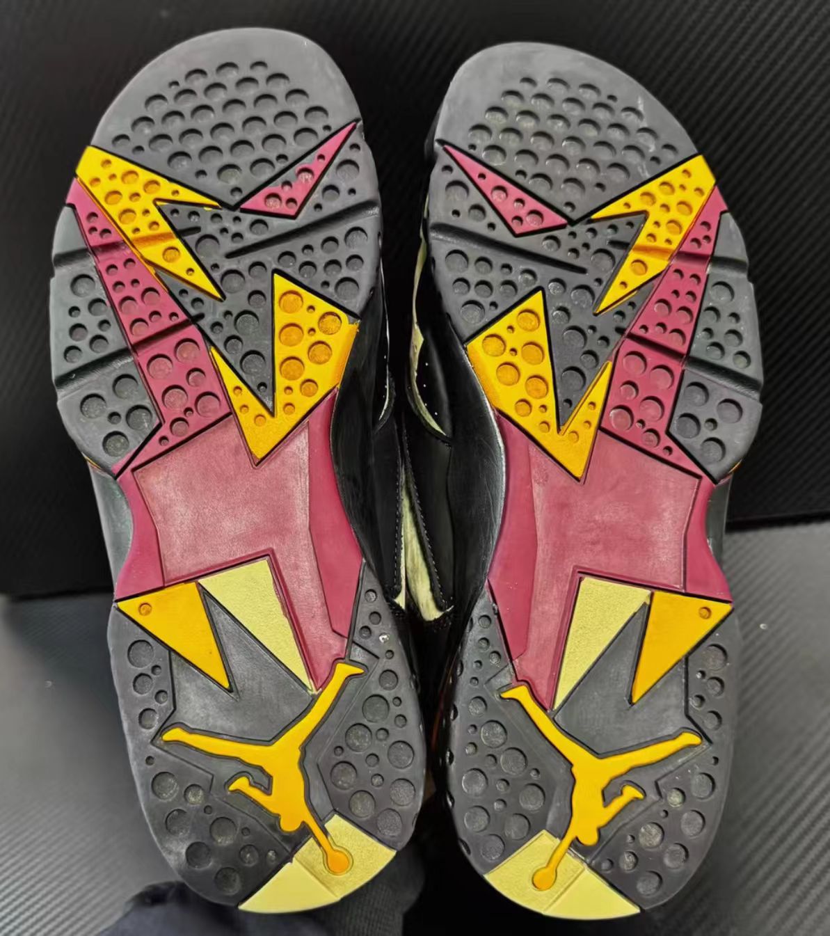 Air Jordan 7 Retro SE "Black Olive"