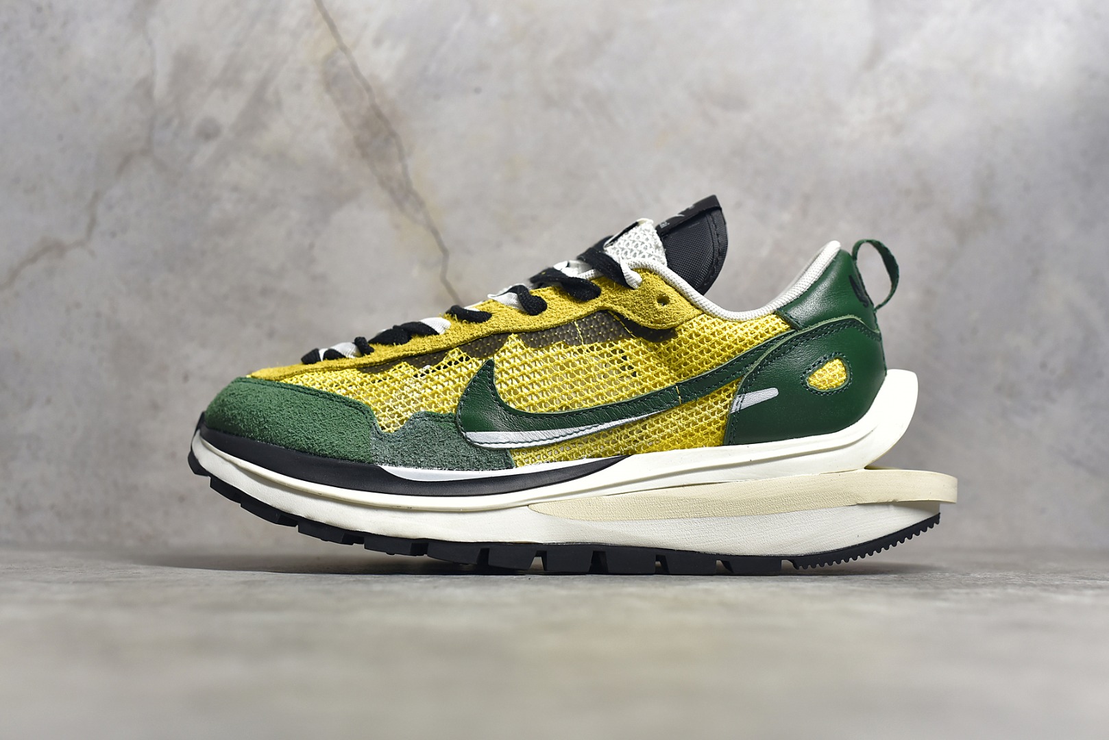 KO SACAI X NK REGASUS VAPORRLY SP TOUR YELLOW CV1363-700