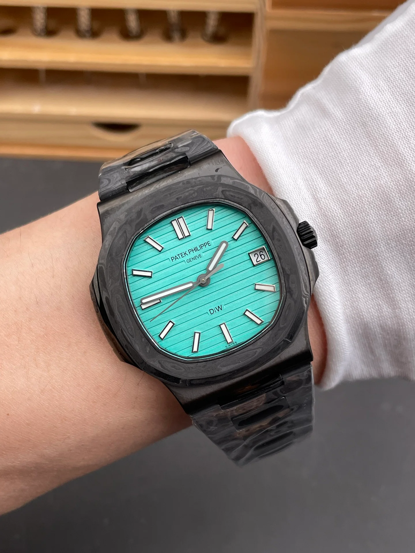 Full Carbon Nautilus 5711 Tiffany Blue