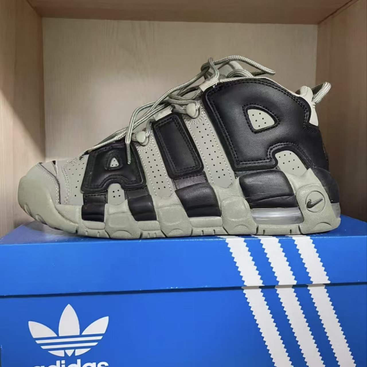 Nike Air More Uptempo Black Grey