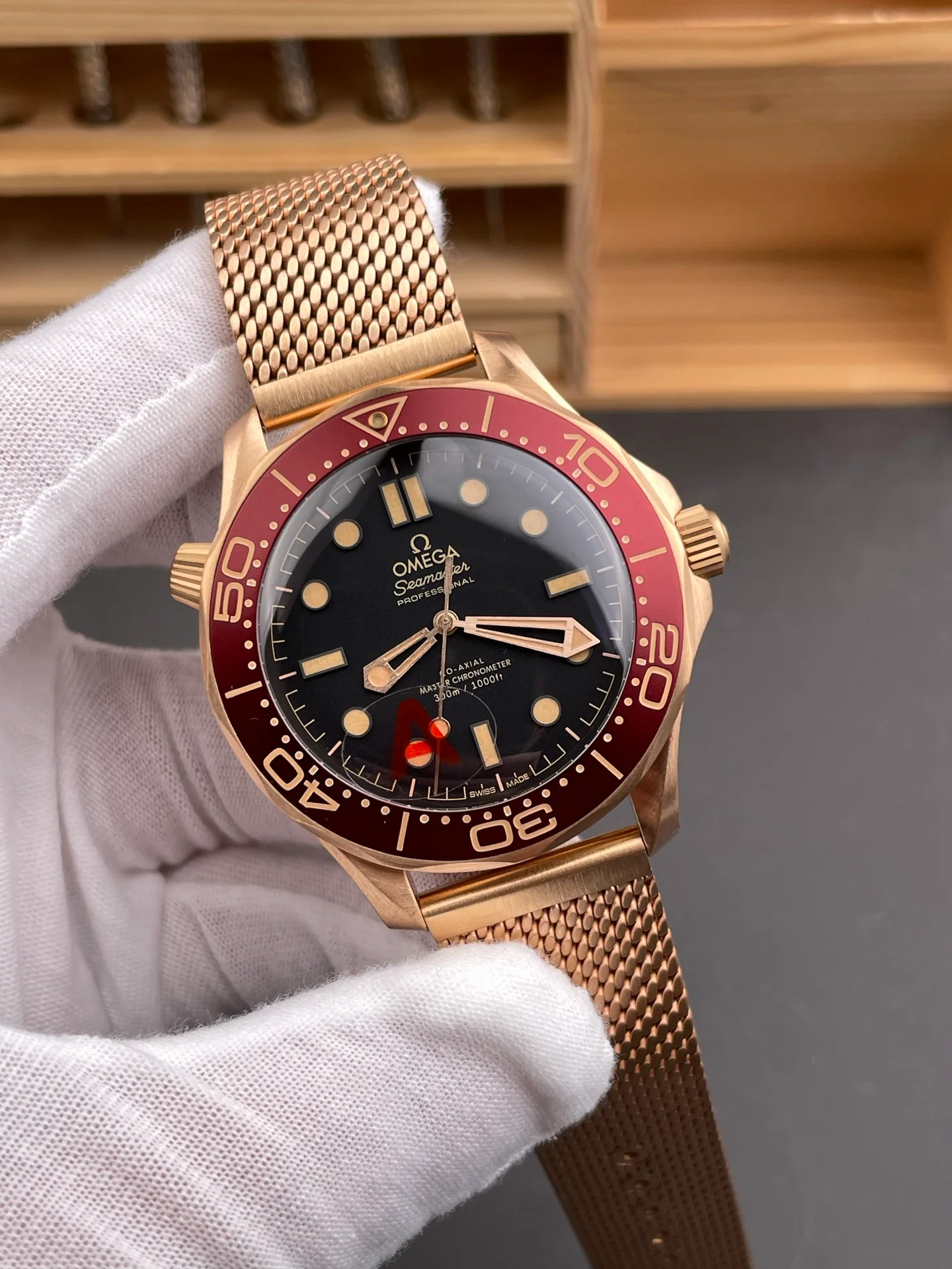 007 Seamaster 300, Burgundy Bronze Gold