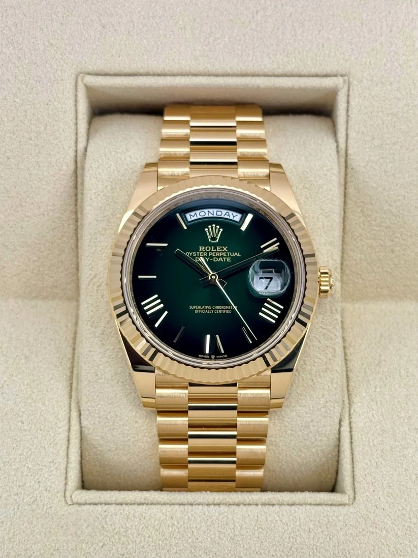 [2026 Mirror Grade]RLX  Yellow Gold President Day Date 40mm Green Roman Ombre Dial - 228238