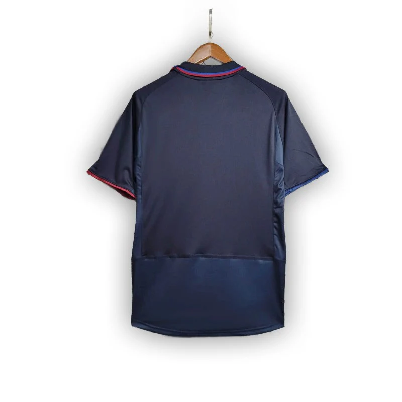 Barcelona 2002/03 Away