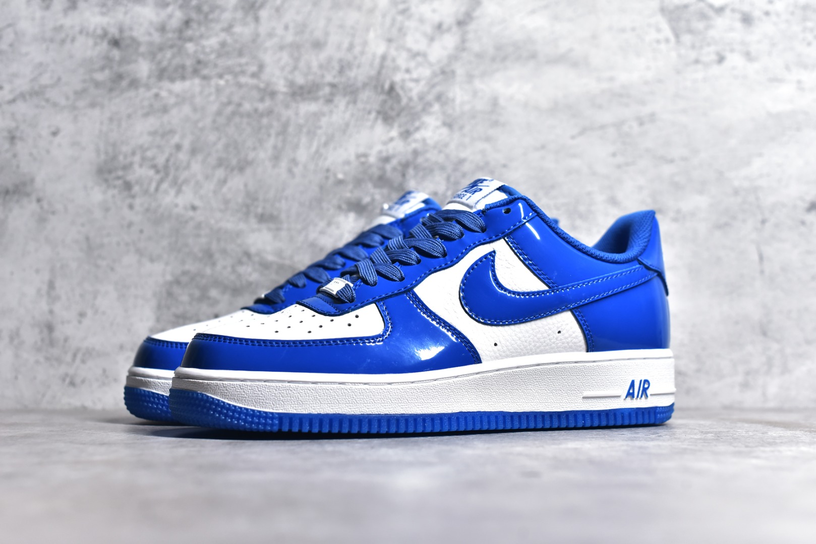 NIKE AIR FORCE 1'07 LOW HP3656-555