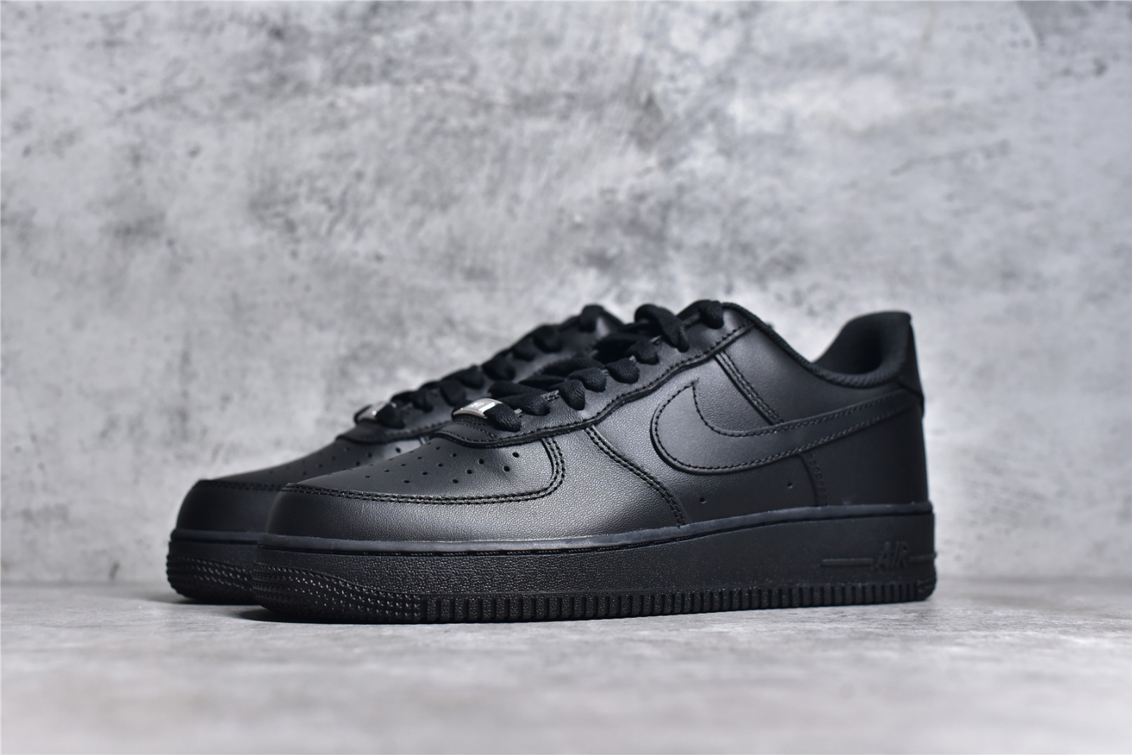 NIKE AIR FORCE 1 LOW '07 BLACK BLACK CW2288-001