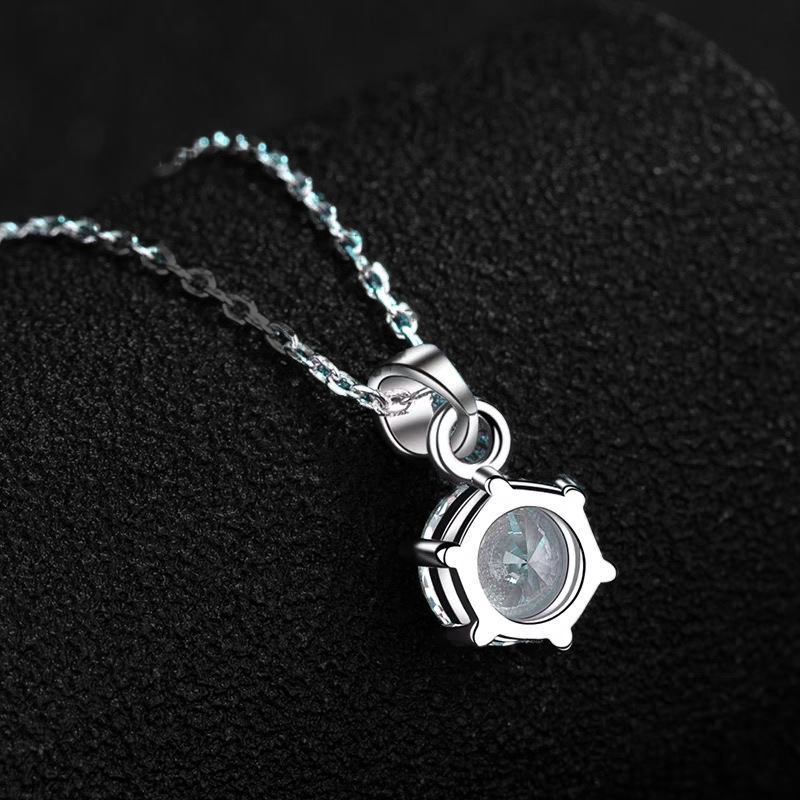 ✨Last Day Special Sale 50% OFF🔥S925 sterling silver moissanite six claw necklace🔥