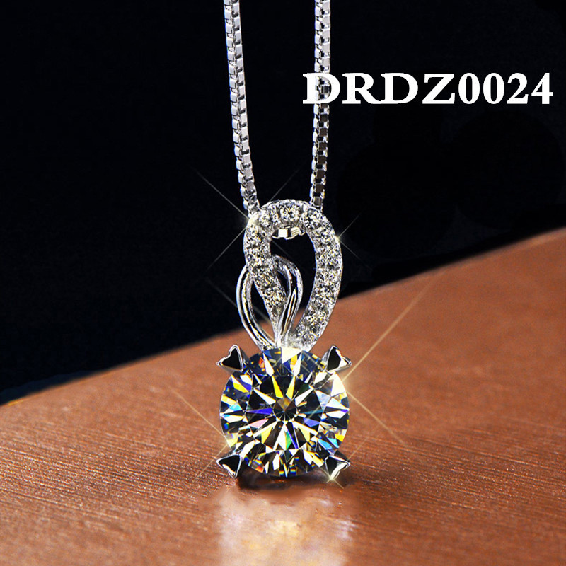 ✨Buy 1 Get 1 Free🔥s925 sterling silver various styles of light luxury moissanite necklace🔥