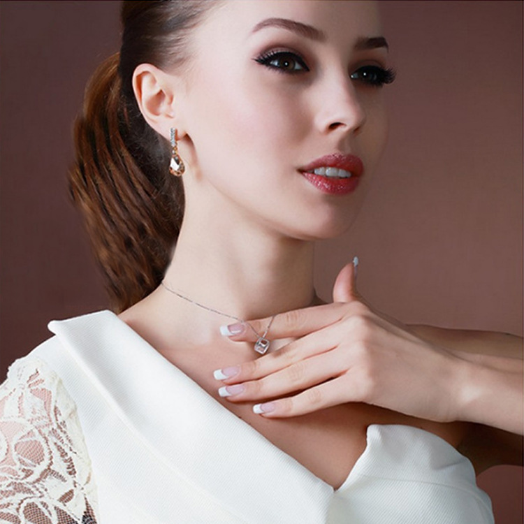 ✨Last Day Special Sale 50% OFF🔥S925 sterling silver cube luxury moissanite necklace🔥
