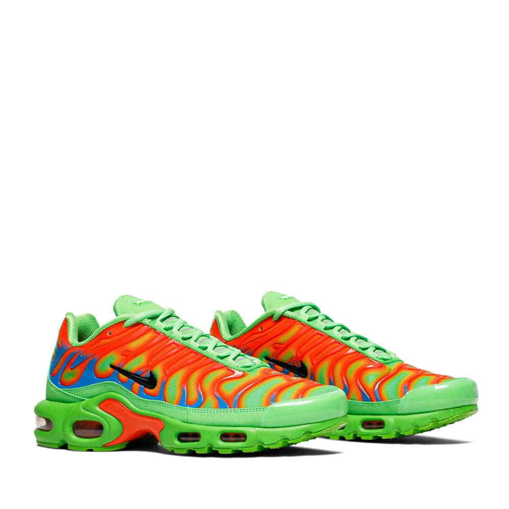 NIKE X SUPREME AIR MAX PLUS TN GREEN -