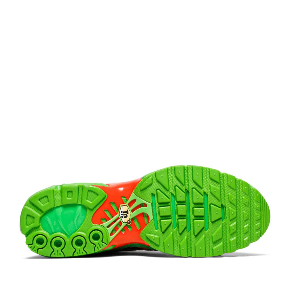NIKE X SUPREME AIR MAX PLUS TN GREEN -