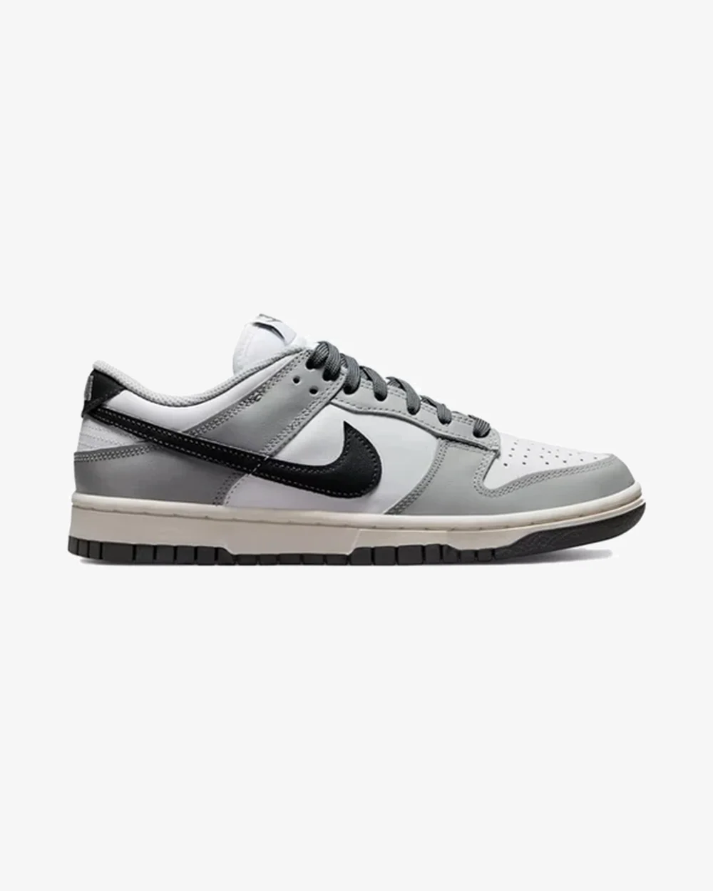 NIKE DUNK LOW WMNS LIGHT SMOKE GREY