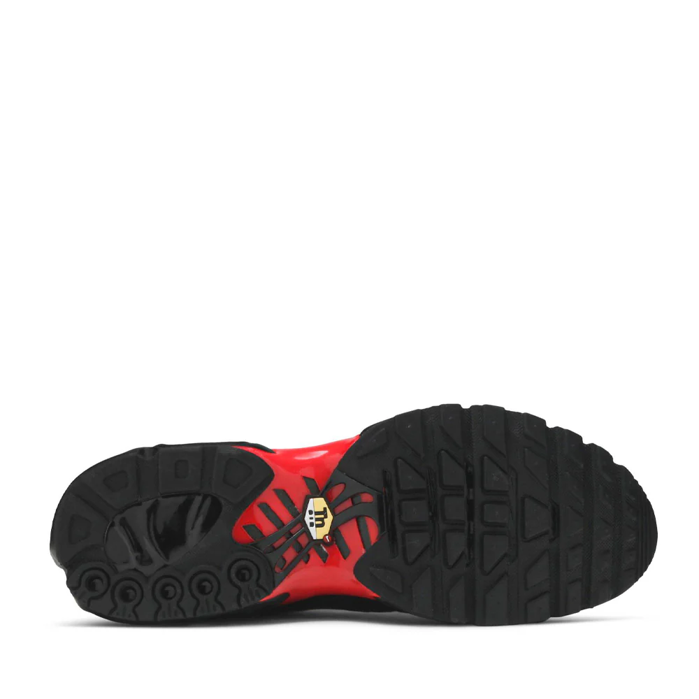 NIKE X SUPREME FW20 AIR MAX PLUS TN BLACK -