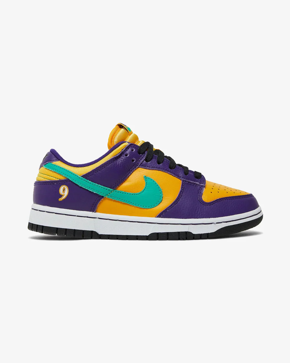 NIKE DUNK LOW WMNS LX LISA LESLIE (NEW)