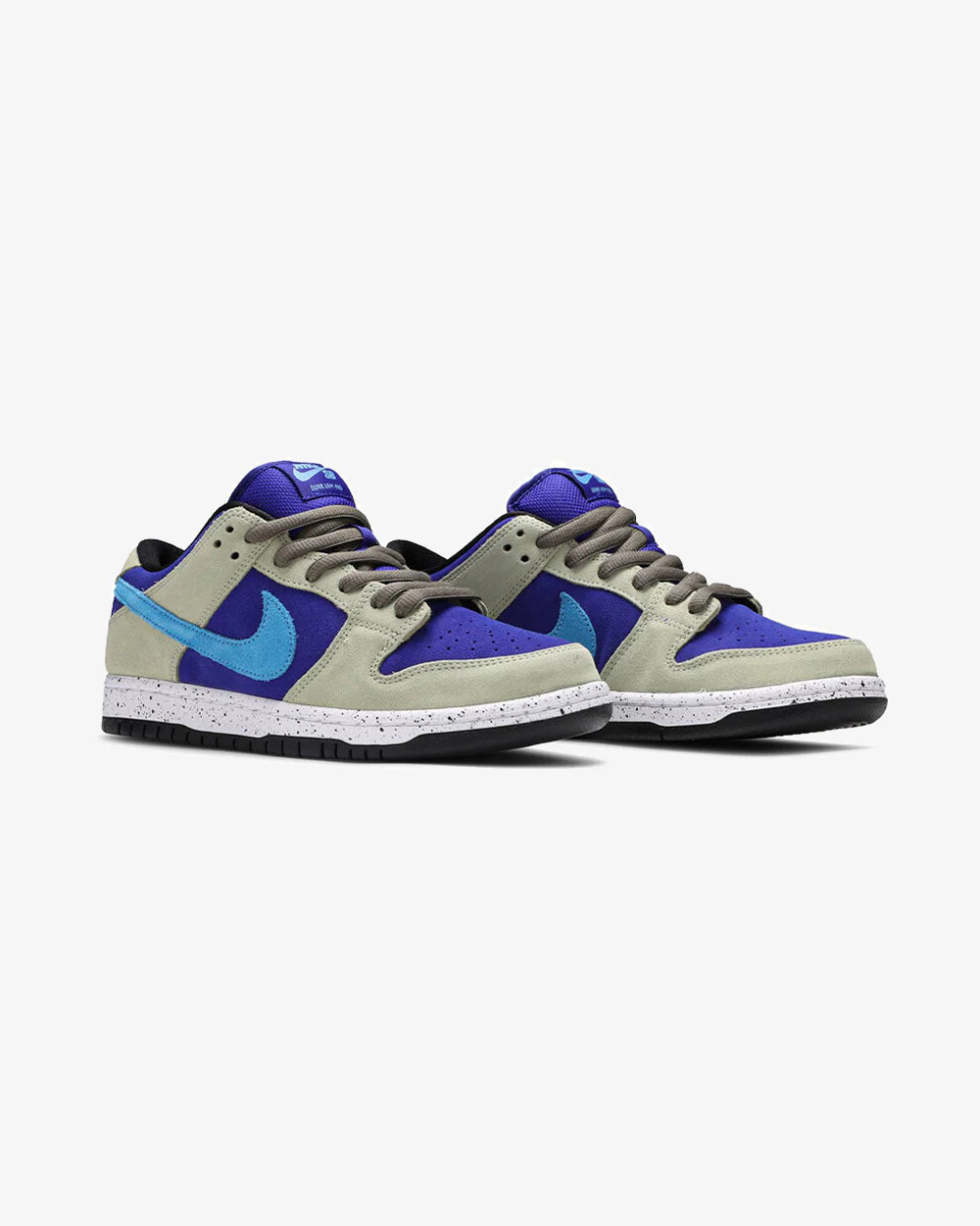 NIKE DUNK LOW SB ACG CELADON