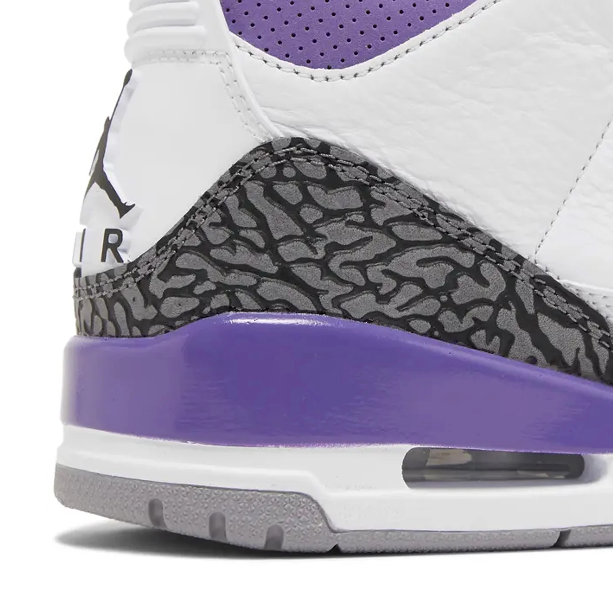 Air Jordan 3 Retro 'Dark Iris' (2022)