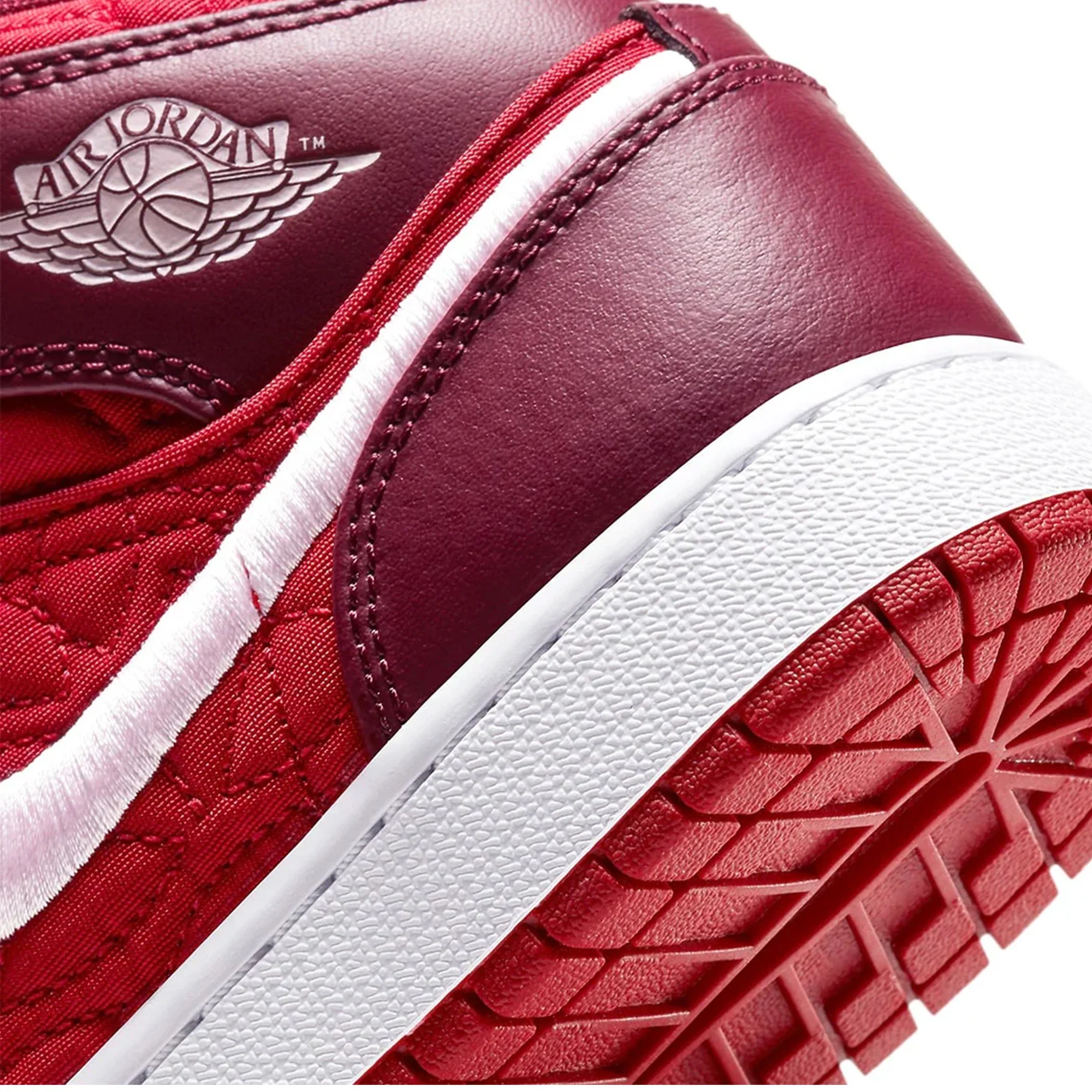 Air Jordan 1 Mid 'Red Quilt' GS