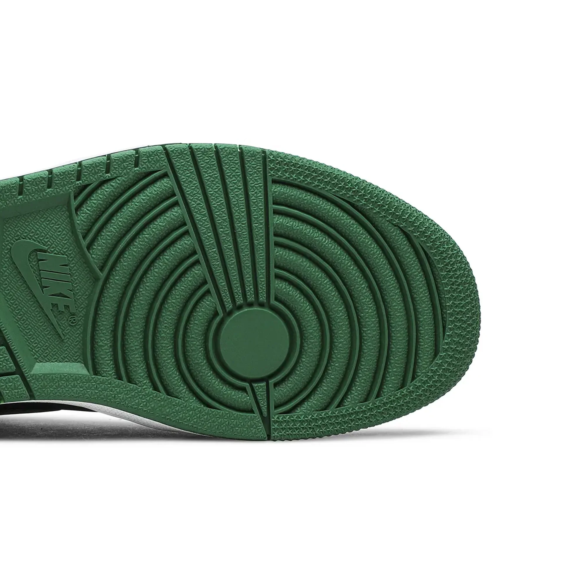 Air Jordan 1 Retro High 'Pine Green Black' (2020)