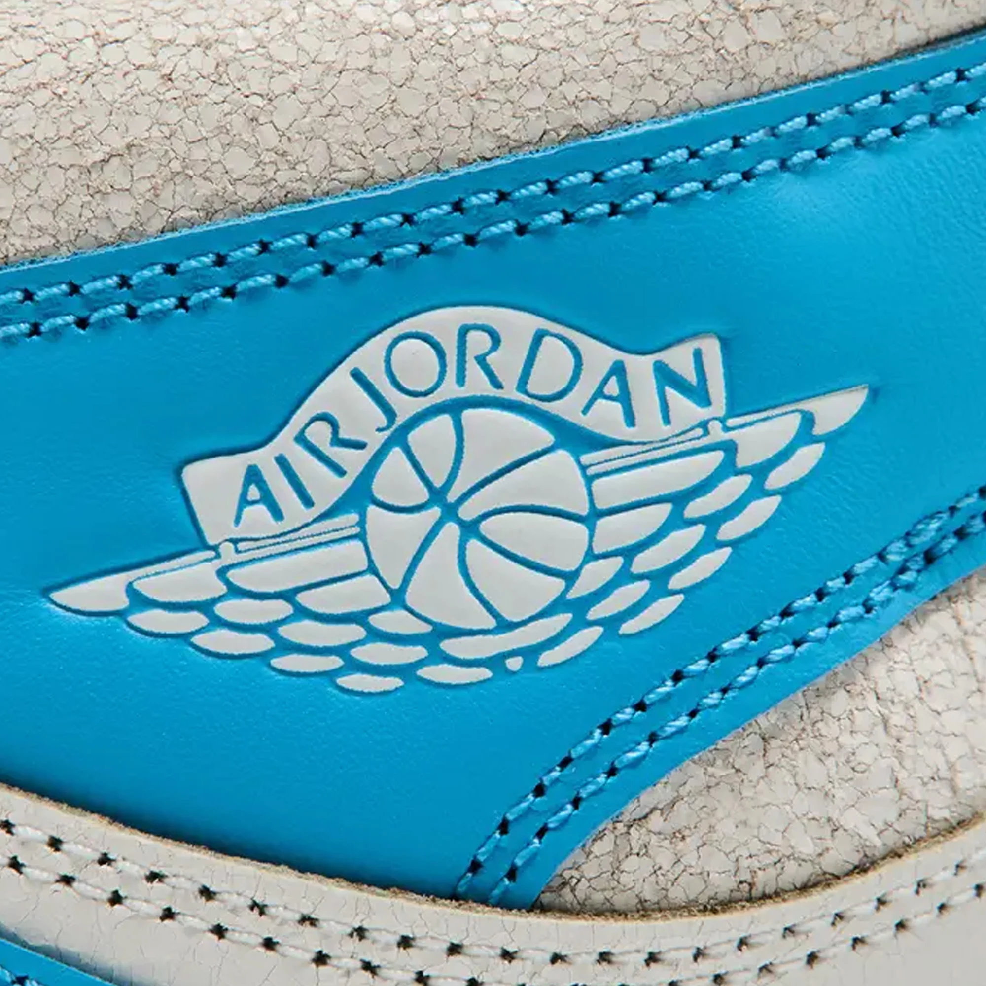 Air Jordan 1 Retro High OG 'UNC Reimagined' (2025)