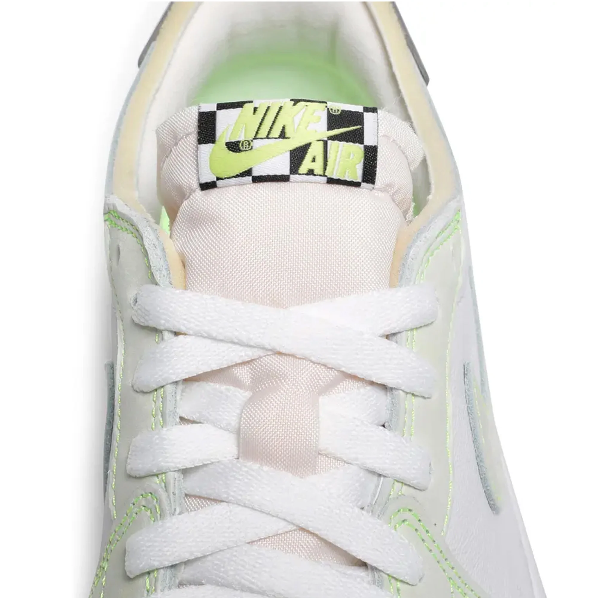 Air Jordan 1 Low OG 'Ghost Green'