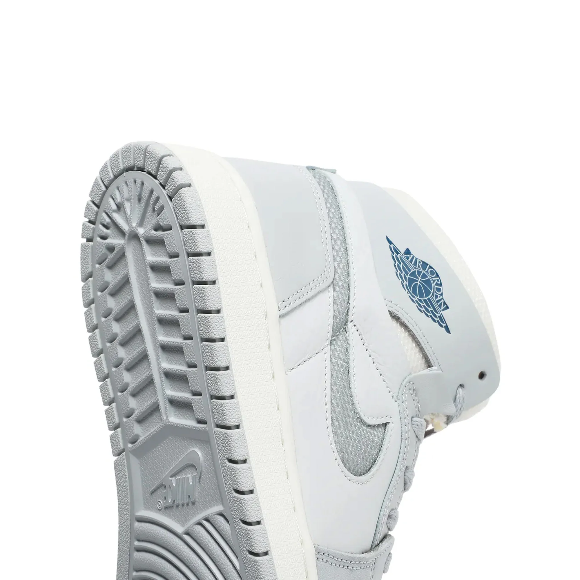 Air Jordan 1 Zoom CMFT 'Photon Dust'