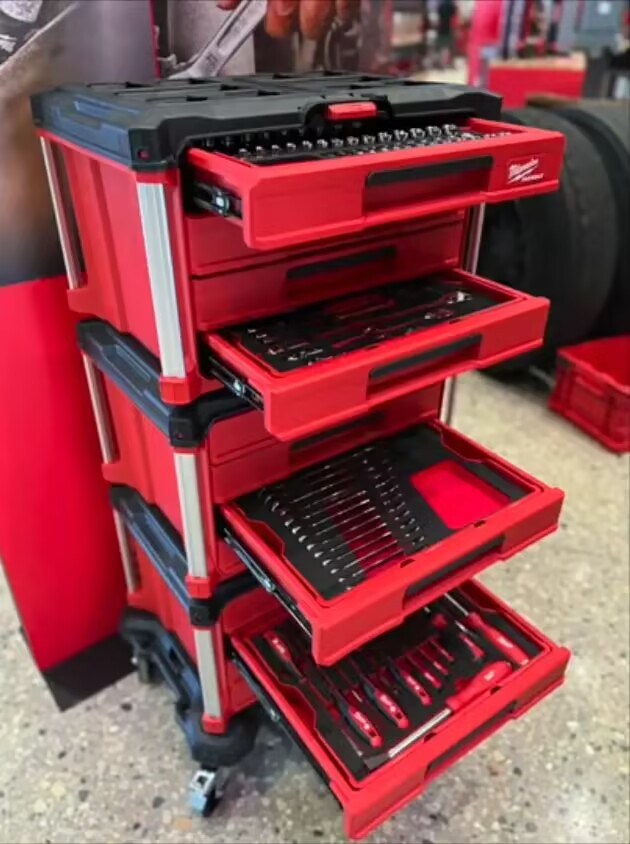 💝Buy 2 get 2 free🔥2026🔥 New Super Sale 366-pc Master Mechanics Hand Tool Set with PACKOUT™ Drawers and Dolly