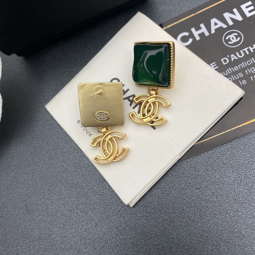 Luxury Irregular Hollow Pendant Earrings