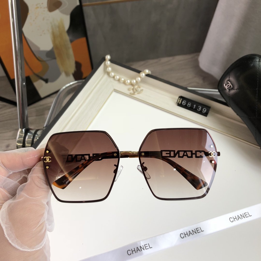 8 Color Women's Sunglasses—1632