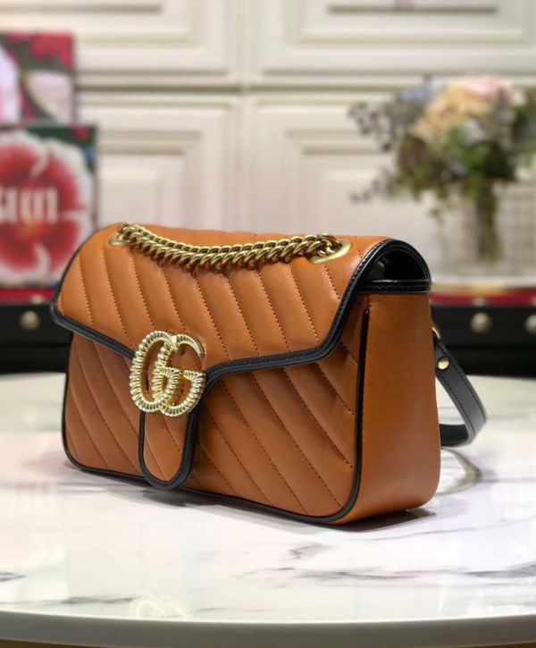 Gucci GG Marmont Small Tan Diagonal Matelasse Flap Bag Women Fashion Black Trimming Brass Logo Buckle Chain Bag 26CM